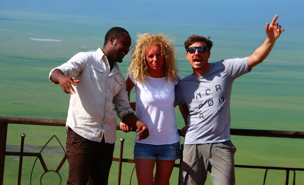 Tour operator per Safari in Tanzania - Team di Tracks of Africa Safari Adventure in Tanzania